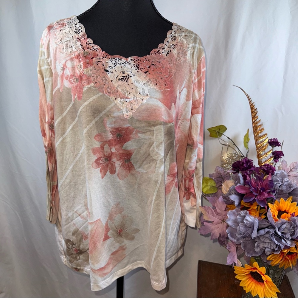 Alfred Dunner Floral Lace Neckline Blouse L Romantic Cottagecore Top